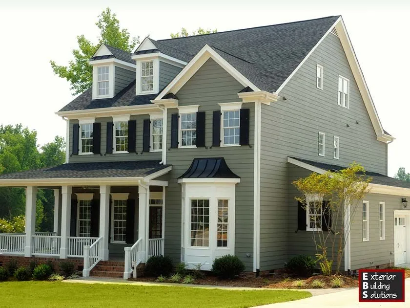 Choosing the Right Siding Color: A Homeowner’s Quick Guide