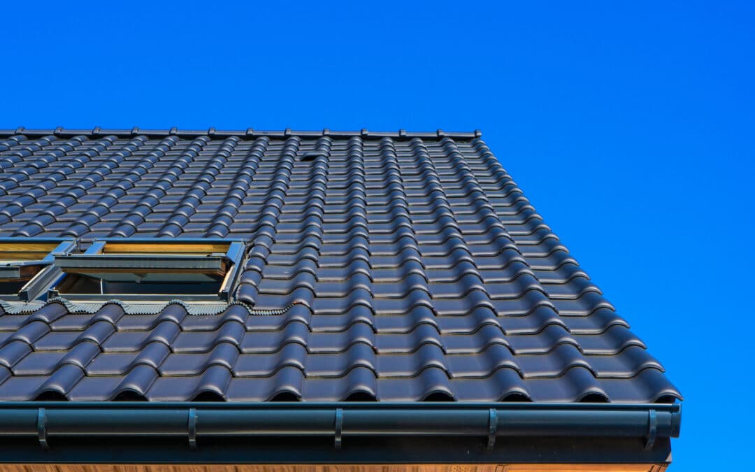 Glen Carbon Roof Repair Vs. Replacement Before Winter